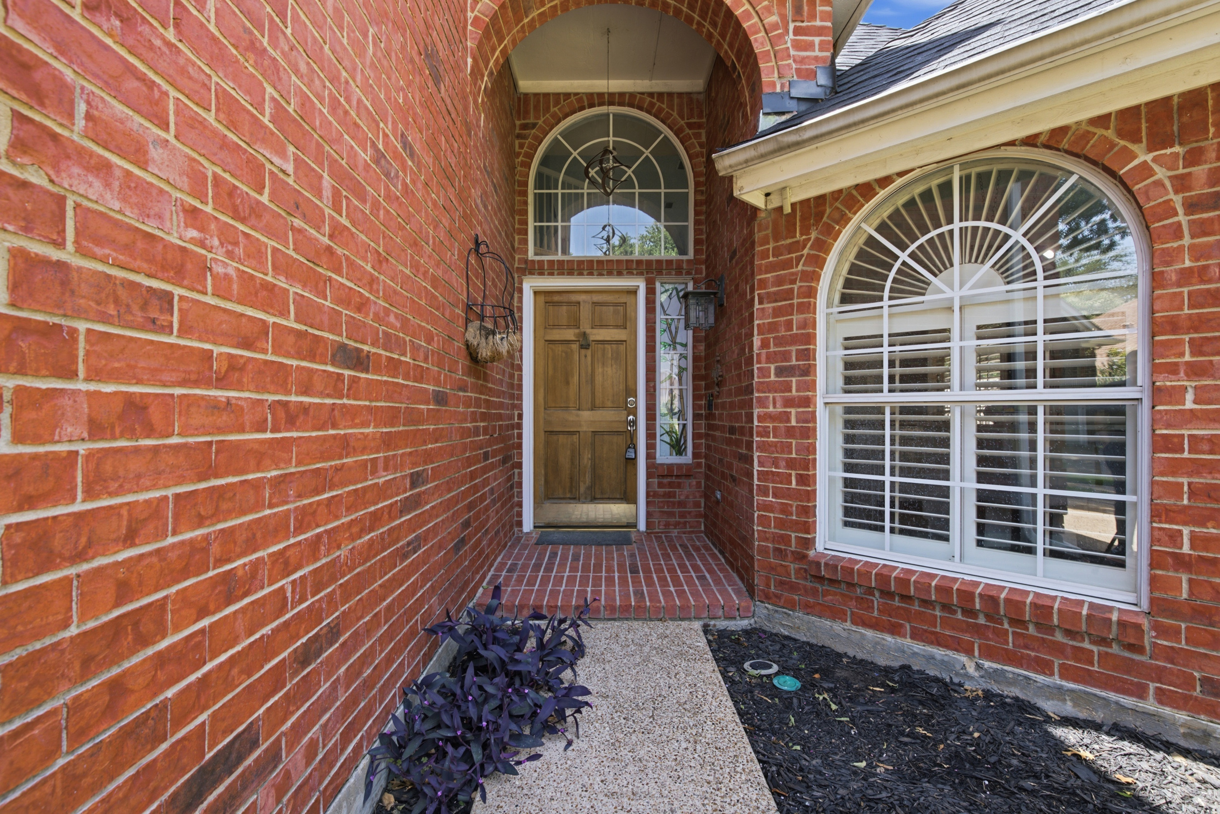  Updated Addison Gem  3 Beds + Game Room  Low-Maintenance Living - 物件實景