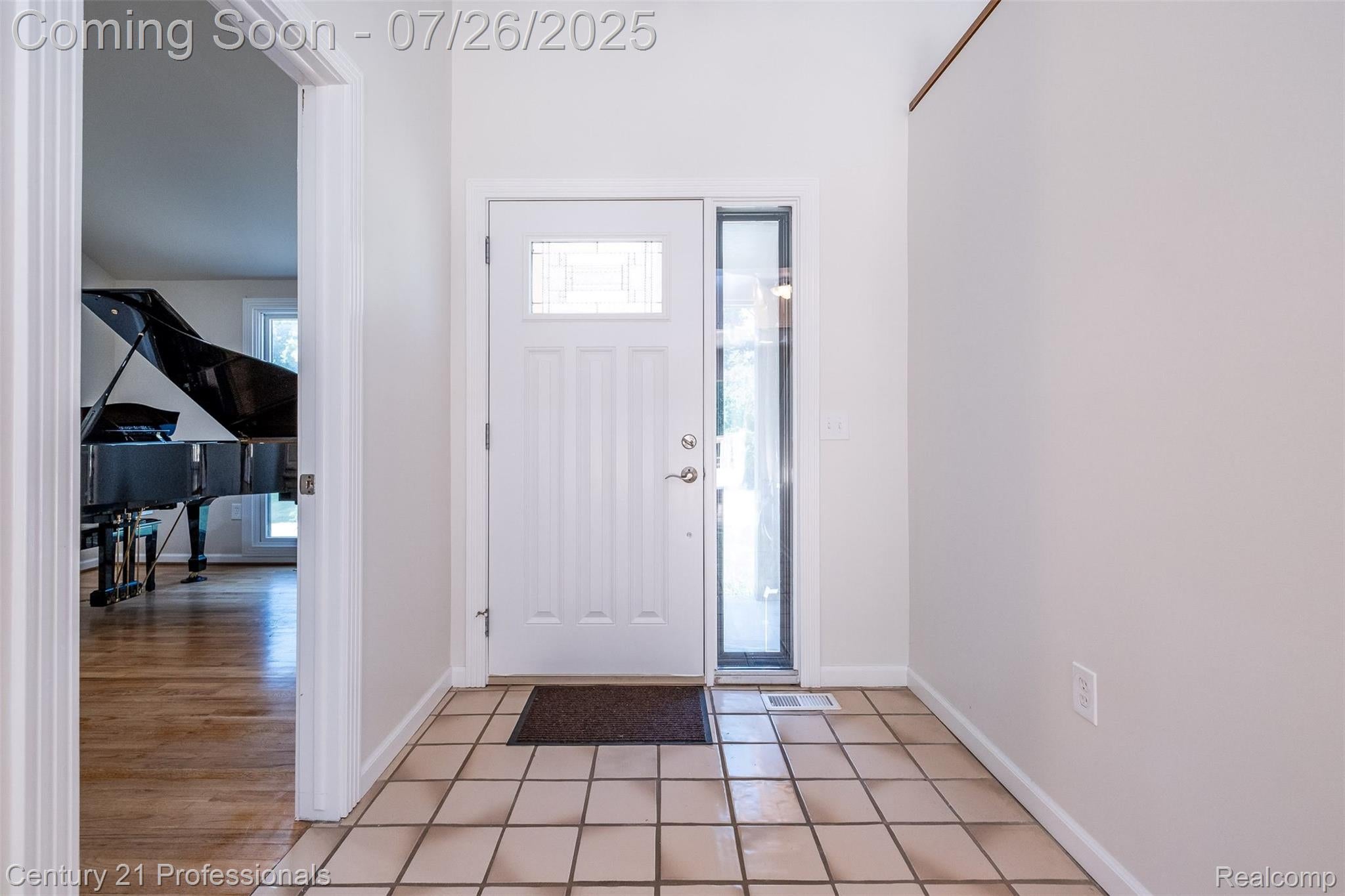 RochesterHills, Michigan, 48309, United States, 3 Bedrooms Bedrooms, ,4 BathroomsBathrooms,Residential,For Sale,1975031