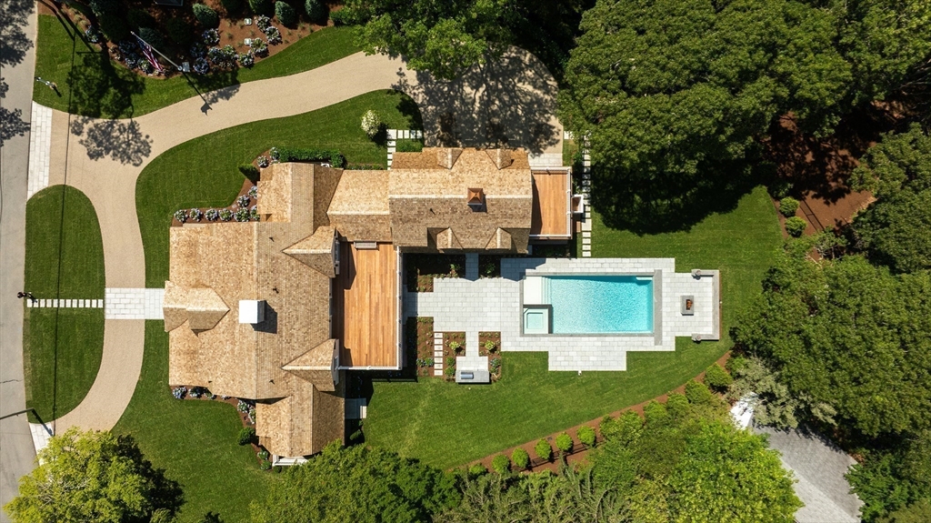 Barnstable, Massachusetts, 02655, United States, 5 Bedrooms Bedrooms, ,8 BathroomsBathrooms,Residential,For Sale,1911677