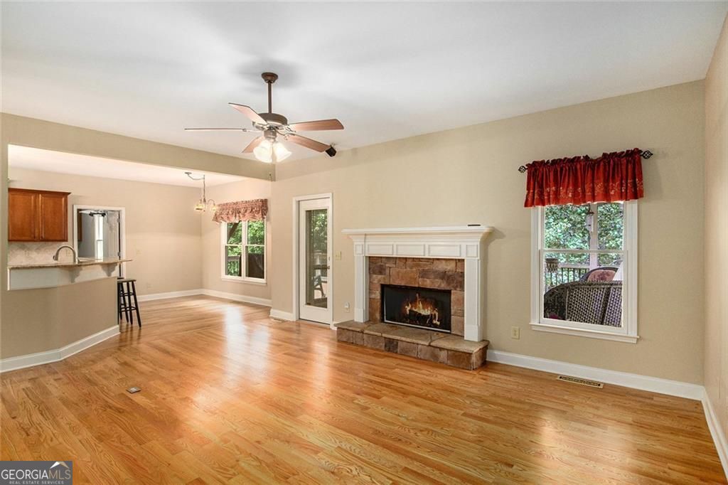 DAWSONVILLE, Georgia, 30534, United States, 3 Bedrooms Bedrooms, ,3 BathroomsBathrooms,Residential,For Sale,1894600