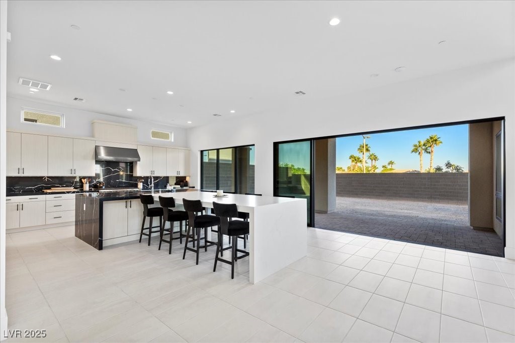 Las Vegas, Nevada, 89135, United States, 5 Bedrooms Bedrooms, ,6 BathroomsBathrooms,Residential,For Sale,1987610