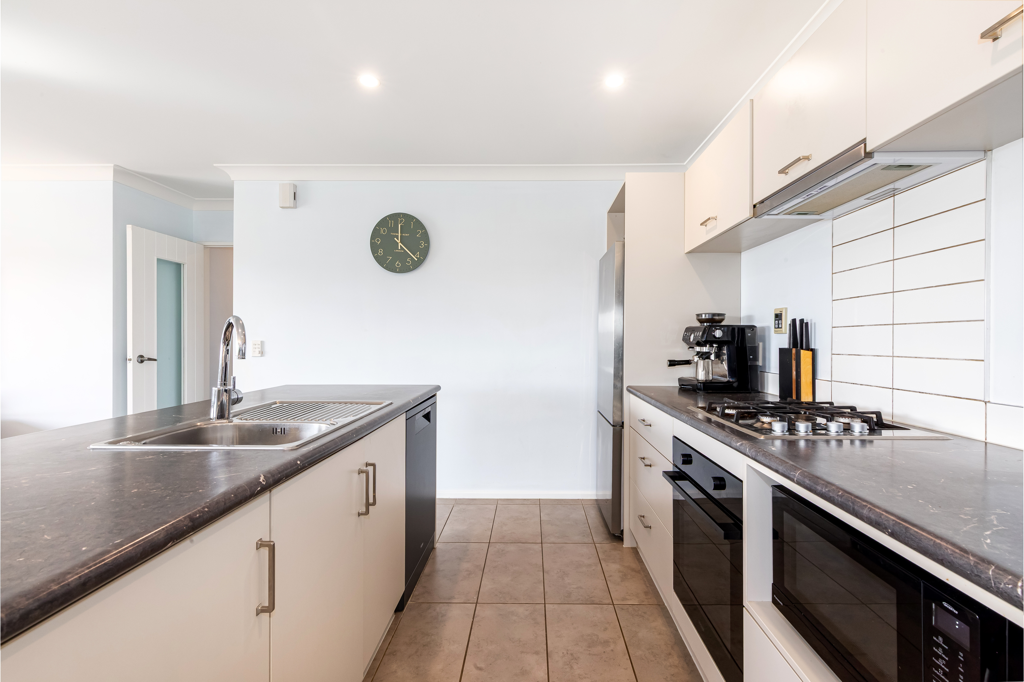  14 Gennaker Lane, Whitby - 物件實景