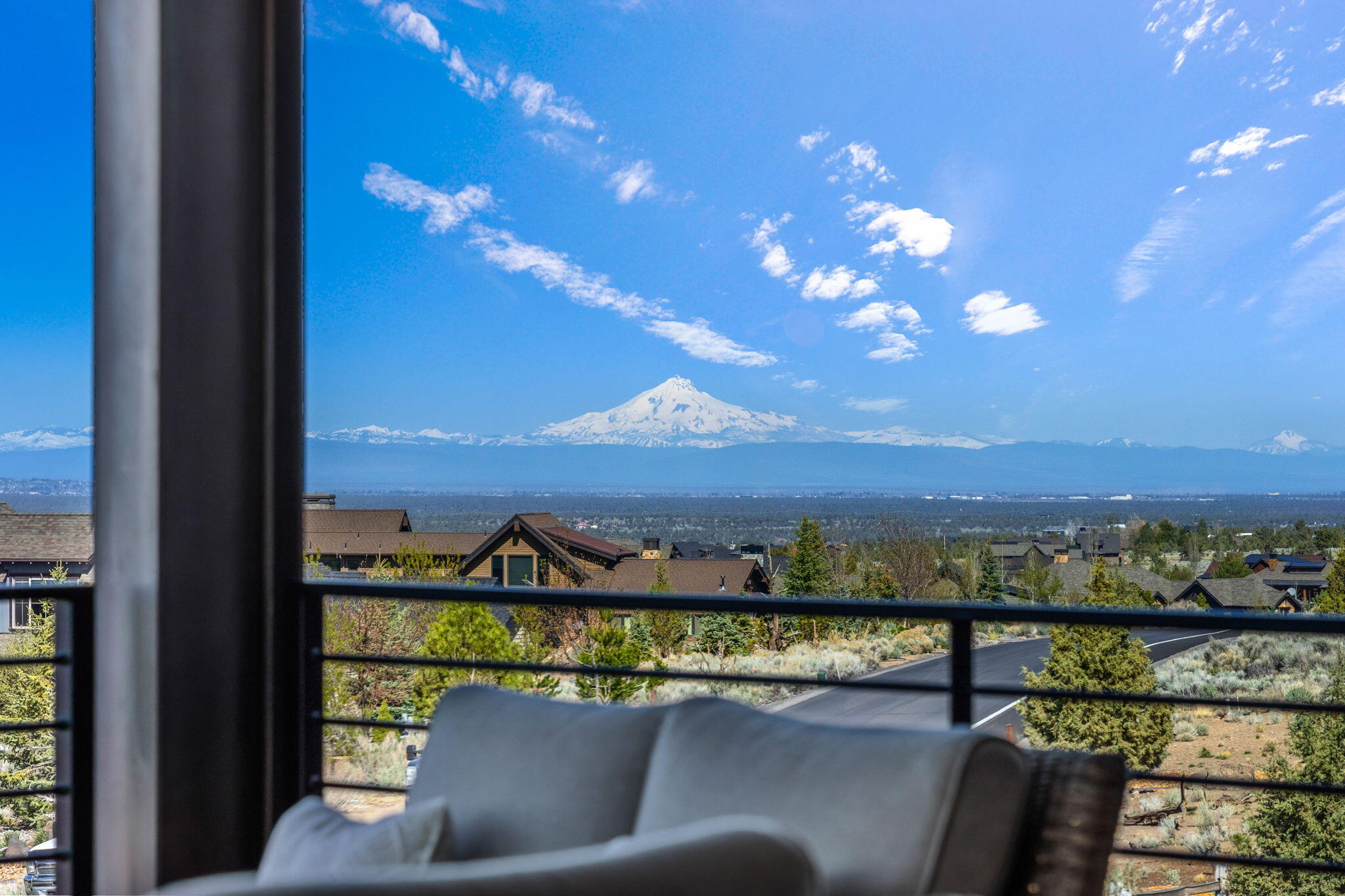 Powell Butte, Oregon, 97753, United States, 4 Bedrooms Bedrooms, ,5 BathroomsBathrooms,Residential,For Sale,1804820