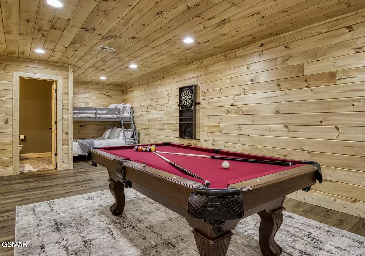Sevierville, Tennessee, 37862, United States, 3 Bedrooms Bedrooms, ,4 BathroomsBathrooms,Residential,For Sale,2027934