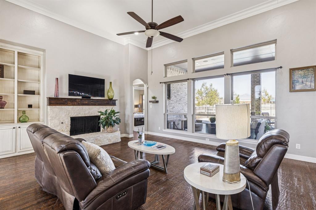 Forney, Texas, 75126, United States, 3 Bedrooms Bedrooms, ,3 BathroomsBathrooms,Residential,For Sale,1988143