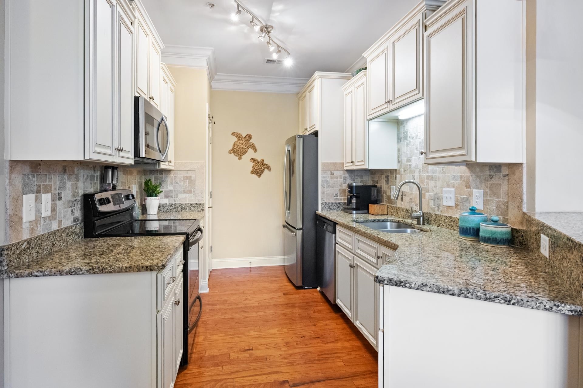  48 Mingo Drive - Unit 2D  The Village at Mingo - 物件實景