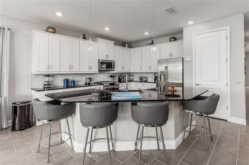 Reunion, Florida, 34747, United States, 6 Bedrooms Bedrooms, ,6 BathroomsBathrooms,Residential,For Sale,1849723