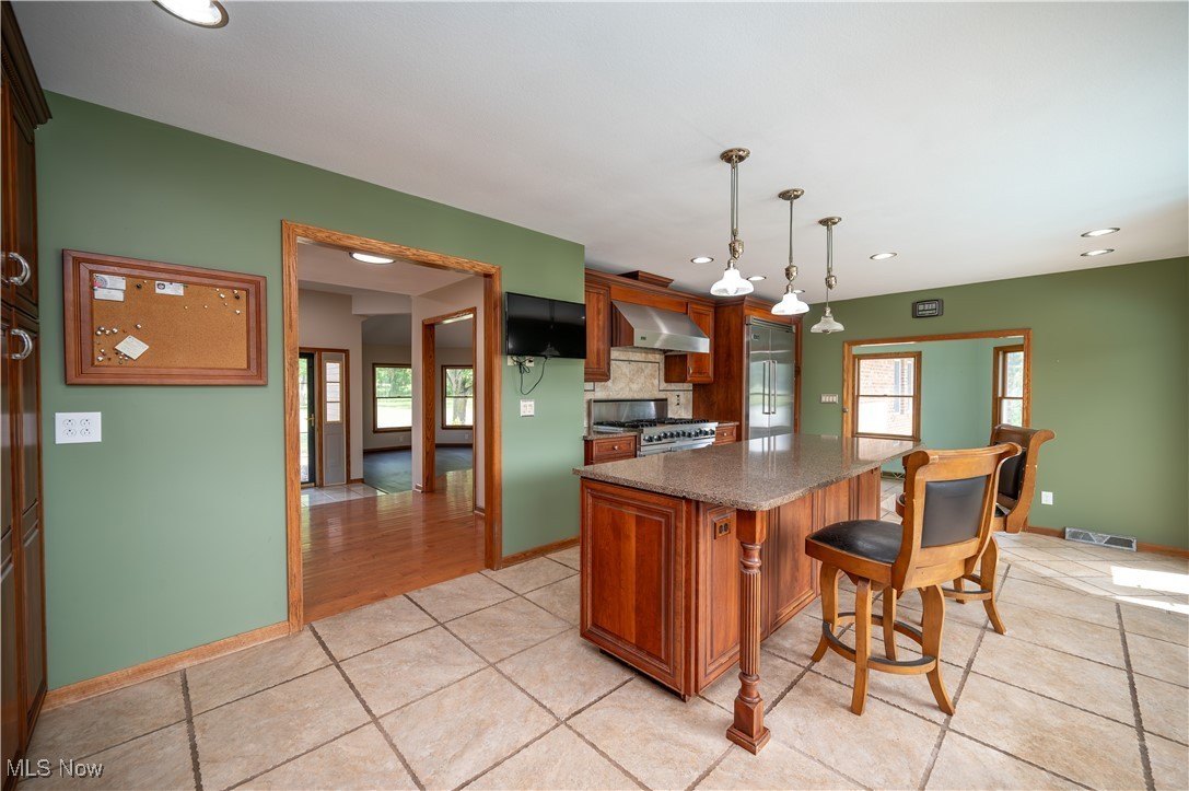 Diamond, Ohio, 44412, United States, 5 Bedrooms Bedrooms, ,5 BathroomsBathrooms,Residential,For Sale,1983781