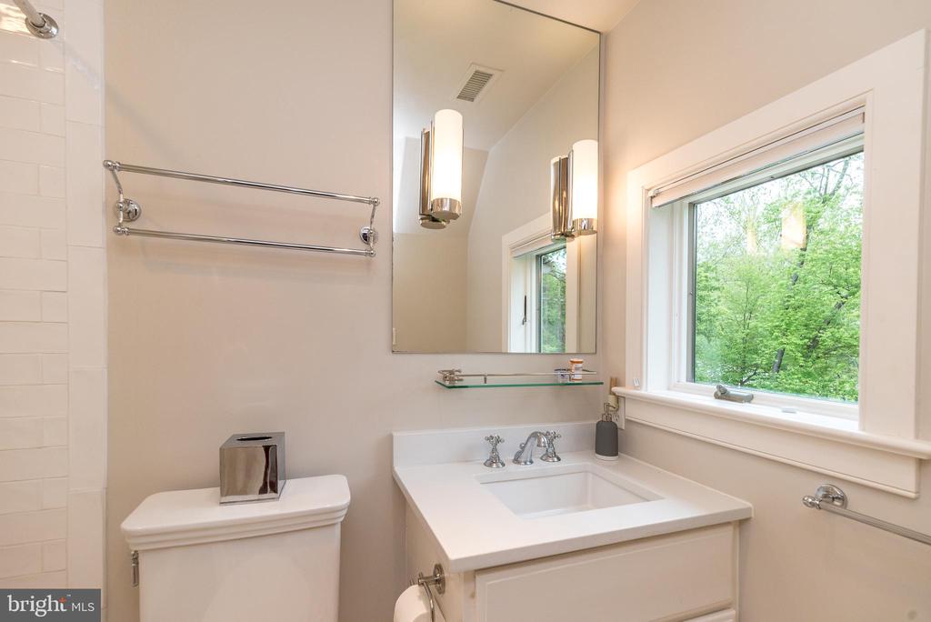 Point Pleasant, Pennsylvania, 18950, United States, 4 Bedrooms Bedrooms, ,6 BathroomsBathrooms,Residential,For Sale,1794565