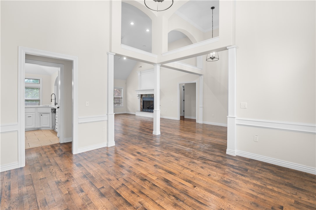 Fayetteville, Arkansas, 72704, United States, 5 Bedrooms Bedrooms, ,4 BathroomsBathrooms,Residential,For Sale,1877599