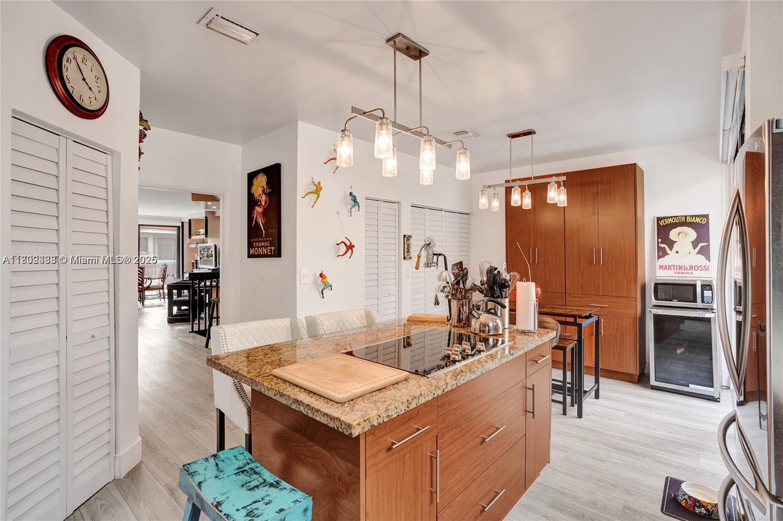 Aventura, Florida, 33180, United States, 4 Bedrooms Bedrooms, ,4 BathroomsBathrooms,Residential,For Sale,1826404