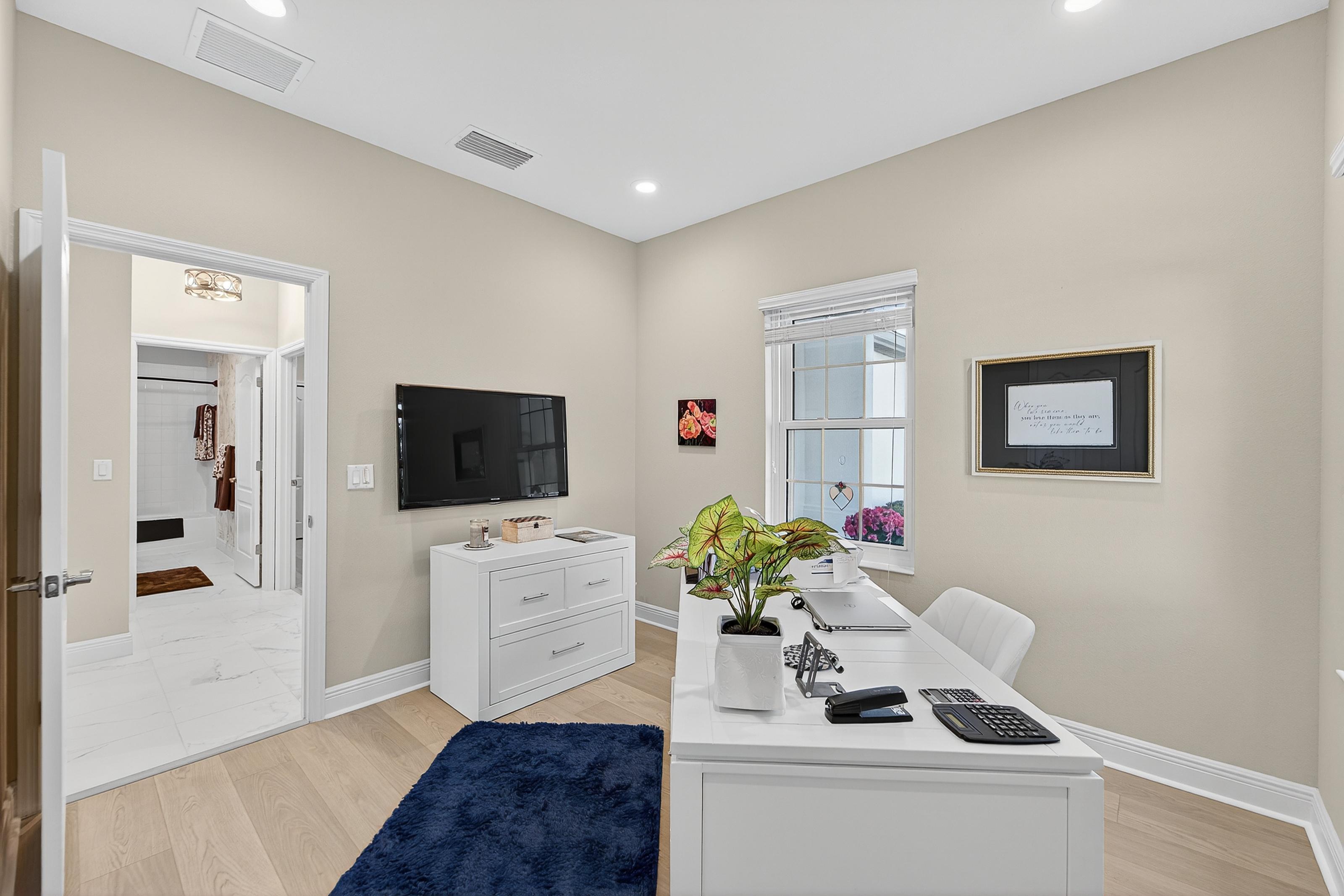 Bradenton, Florida, 34211, United States, 3 Bedrooms Bedrooms, ,2 BathroomsBathrooms,Residential,For Sale,2008823