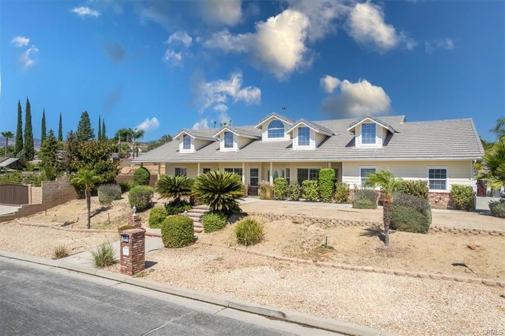 Hemet, California, 92544, United States, 4 Bedrooms Bedrooms, ,2 BathroomsBathrooms,Residential,For Sale,1899336
