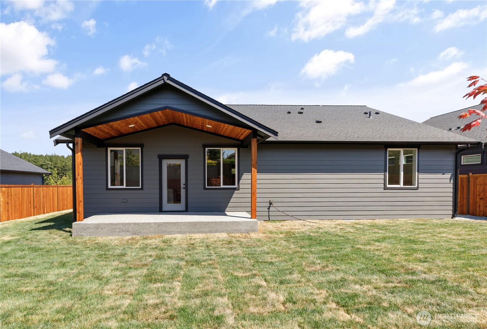 Oak Harbor, Washington, 98277, United States, 4 Bedrooms Bedrooms, ,1 BathroomBathrooms,Residential,For Sale,1939652