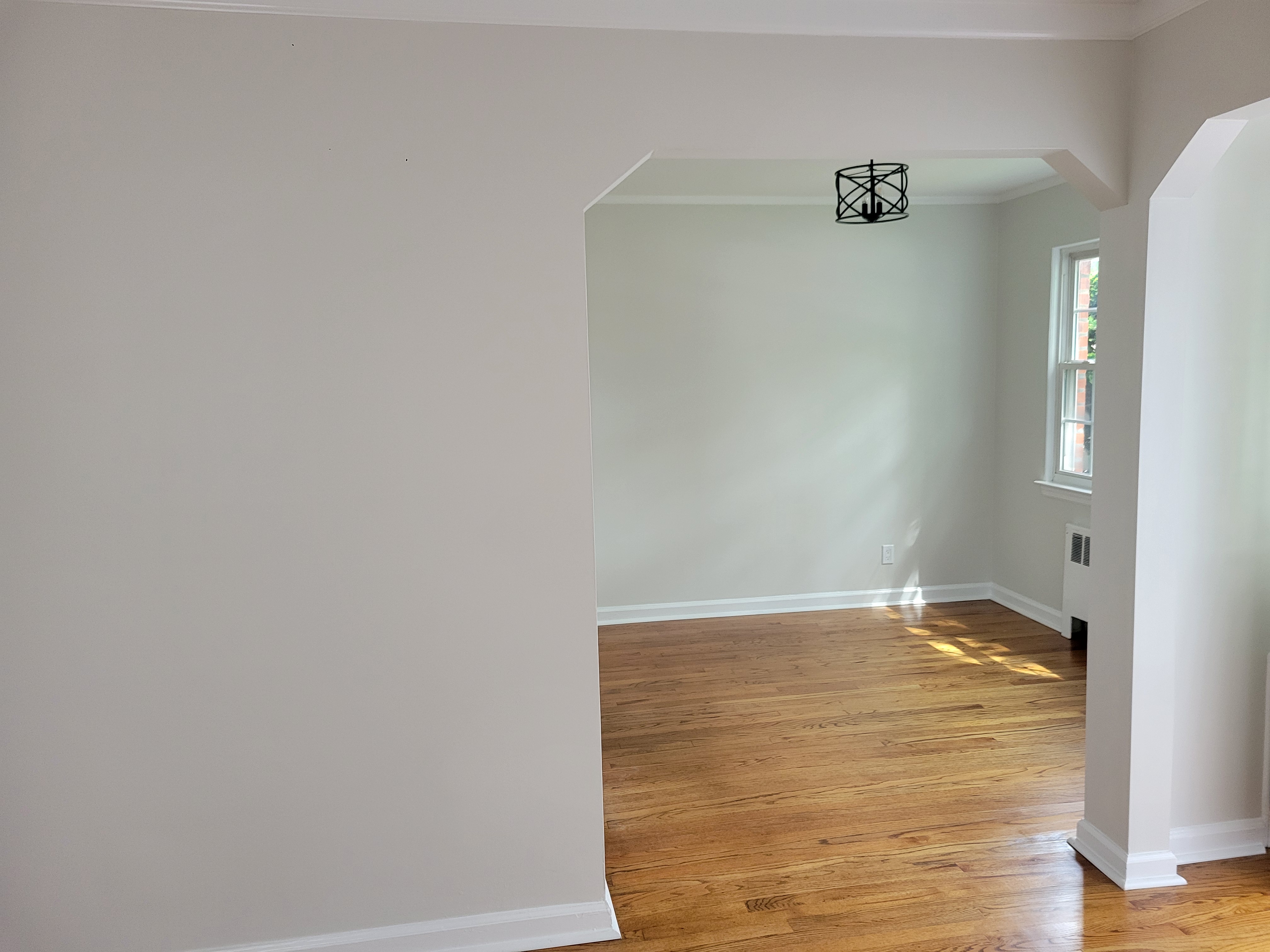 New Hyde Park, New York, 11040, United States, 4 Bedrooms Bedrooms, ,3 BathroomsBathrooms,Residential,For Sale,1928369