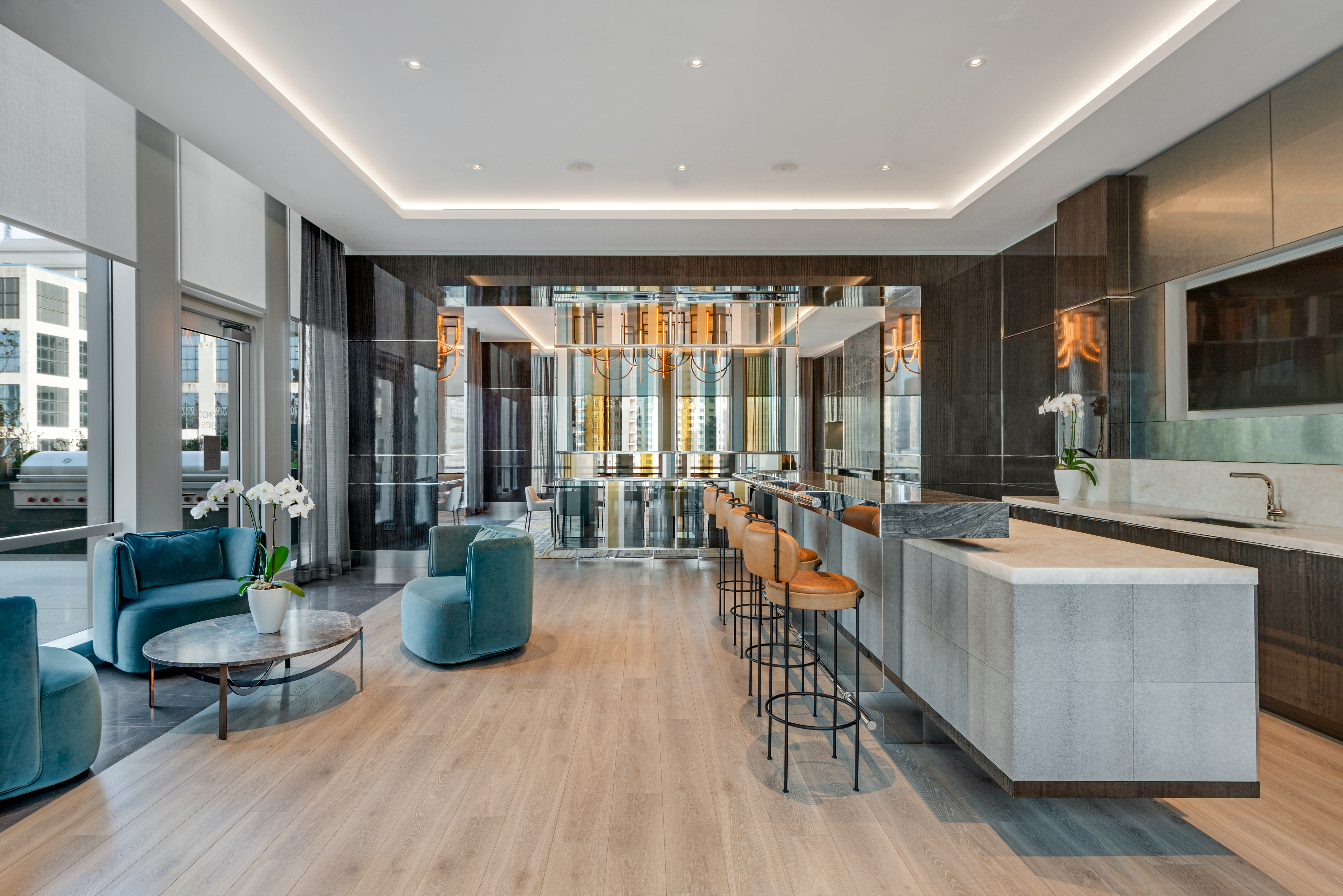  Quiet Tranquility of a Private Retreat With All the Excitement of a City Address - 物件實景
