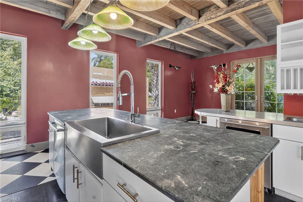 Fort Myers, Florida, 33916, United States, 3 Bedrooms Bedrooms, ,3 BathroomsBathrooms,Residential,For Sale,1917734