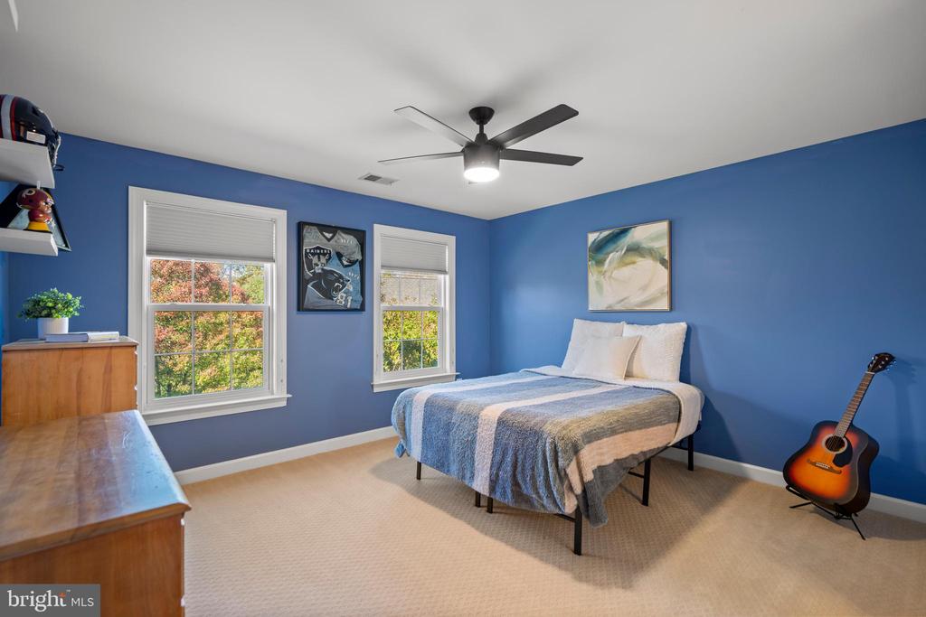 Broadlands, Virginia, 20148, United States, 5 Bedrooms Bedrooms, ,5 BathroomsBathrooms,Residential,For Sale,1977540