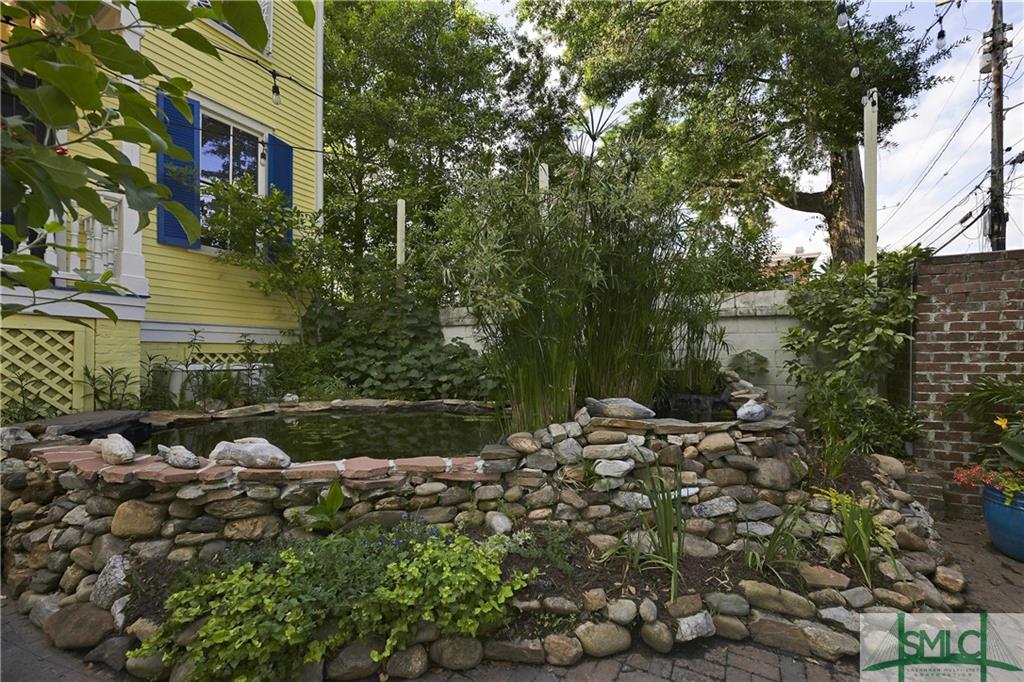 Savannah, Georgia, 31401, United States, 4 Bedrooms Bedrooms, ,5 BathroomsBathrooms,Residential,For Sale,1979096