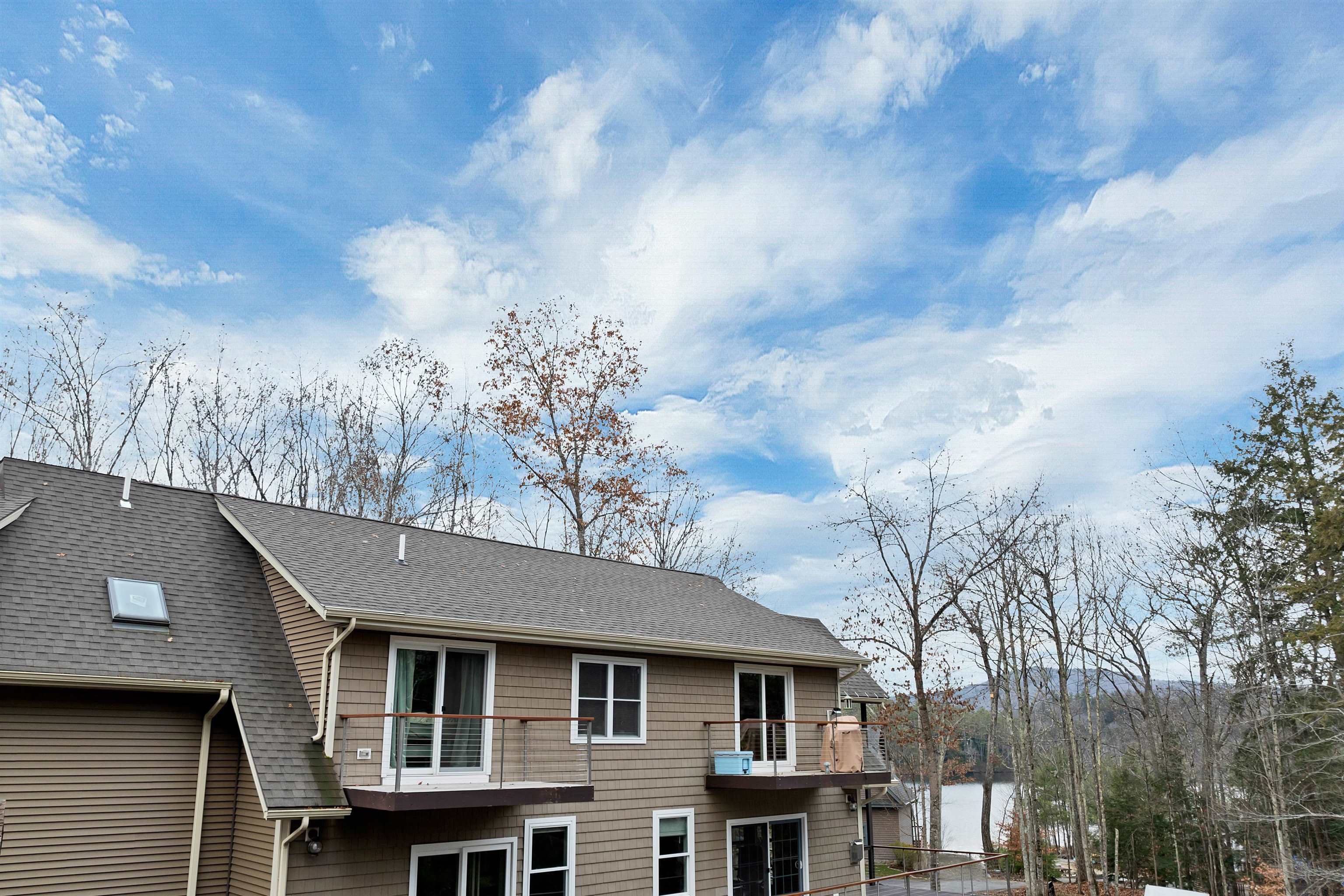 Meredith, New Hampshire, 03253, United States, 4 Bedrooms Bedrooms, ,2 BathroomsBathrooms,Residential,For Sale,1998295