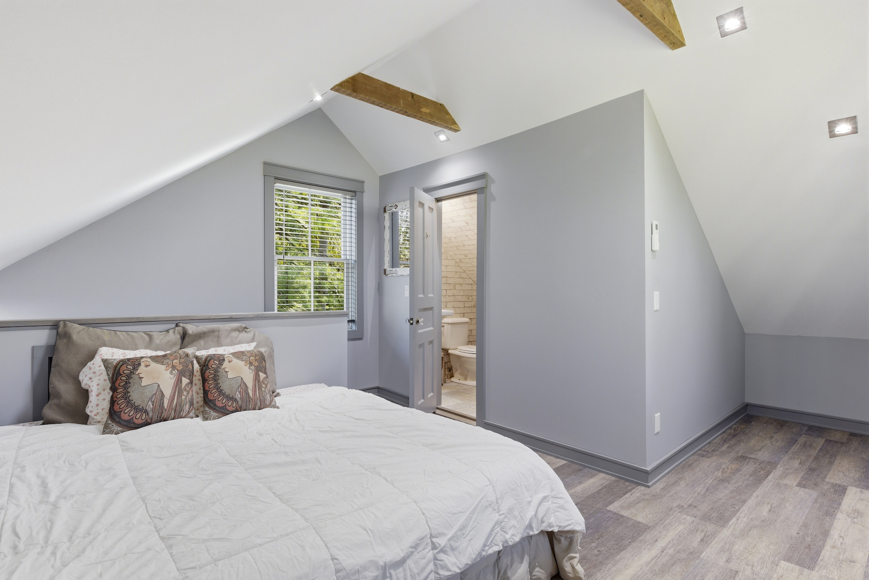  31 W Meadow Road, Setauket, NY, 11733 - 物件實景