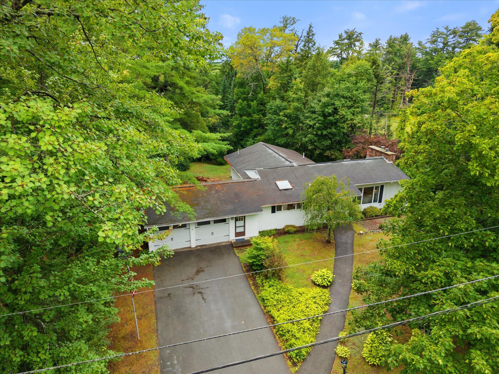 Brookside Ter, Veazie, ME 04401