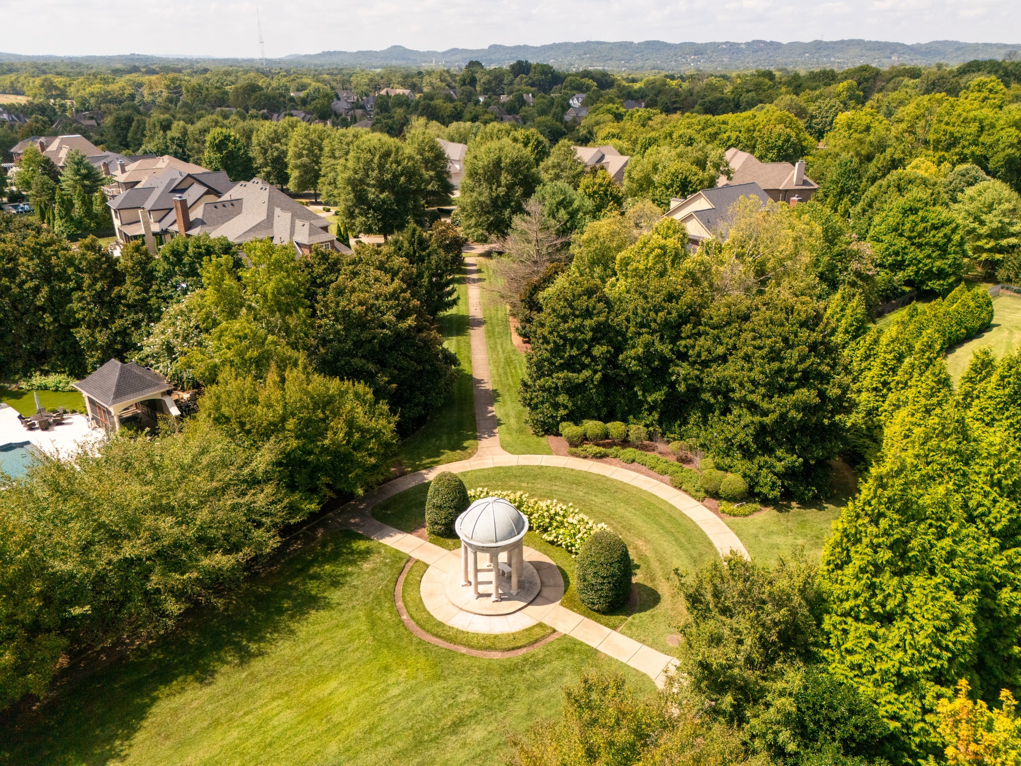 Brentwood, Tennessee, 37027, United States, 5 Bedrooms Bedrooms, ,7 BathroomsBathrooms,Residential,For Sale,2002068