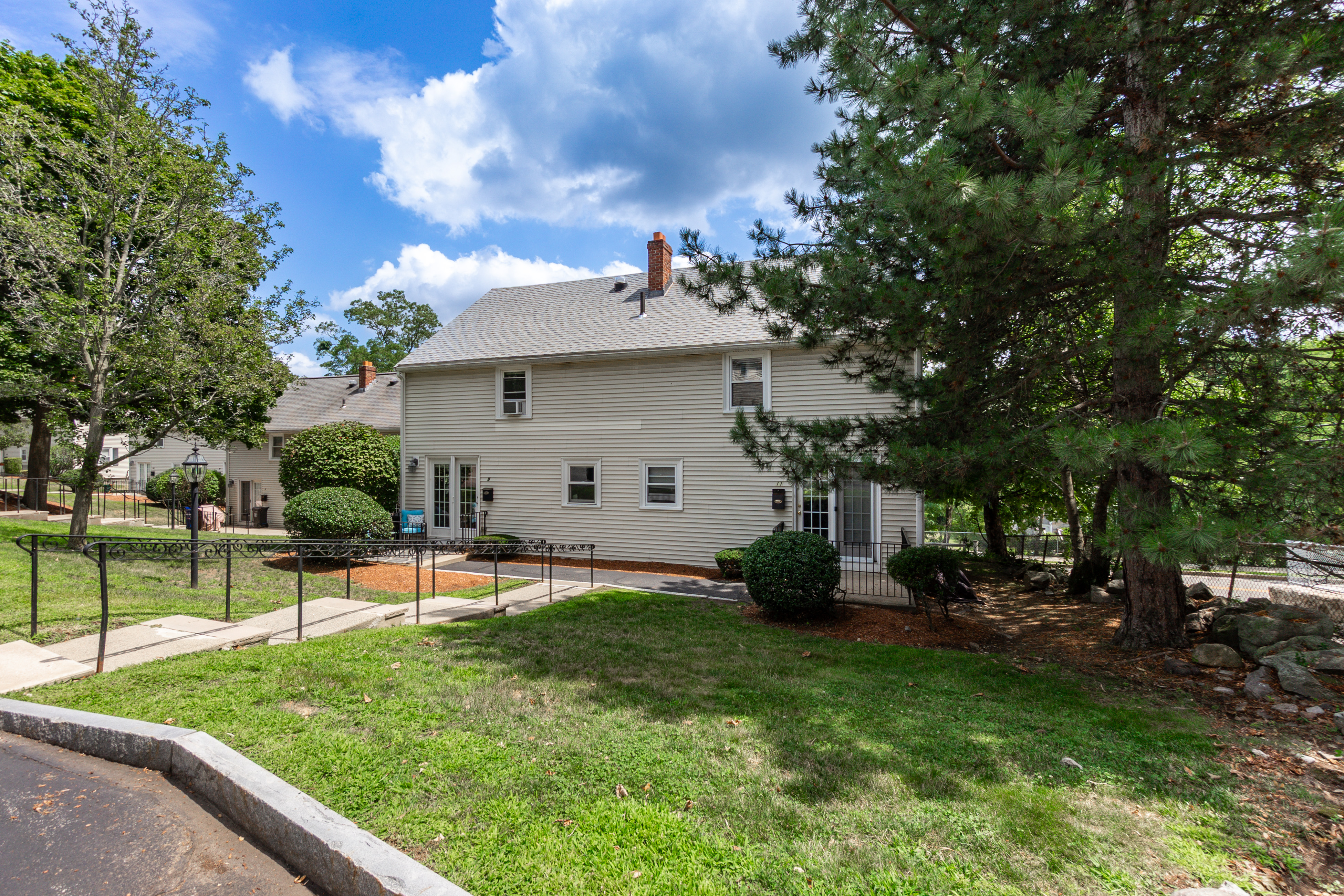  9 Bow Street, Unit 9, Arlington, MA, 02474 - 物件實景
