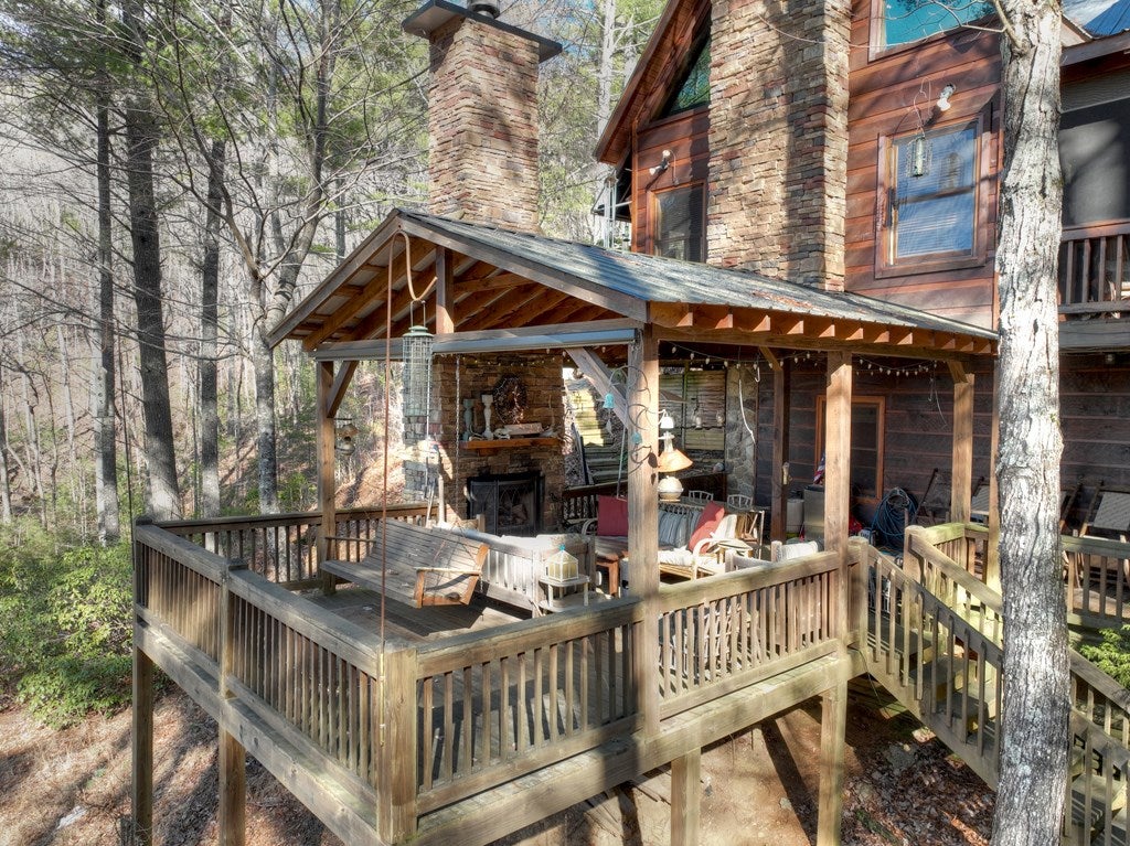 Blue Ridge, Georgia, 30513, United States, 5 Bedrooms Bedrooms, ,3 BathroomsBathrooms,Residential,For Sale,1858988
