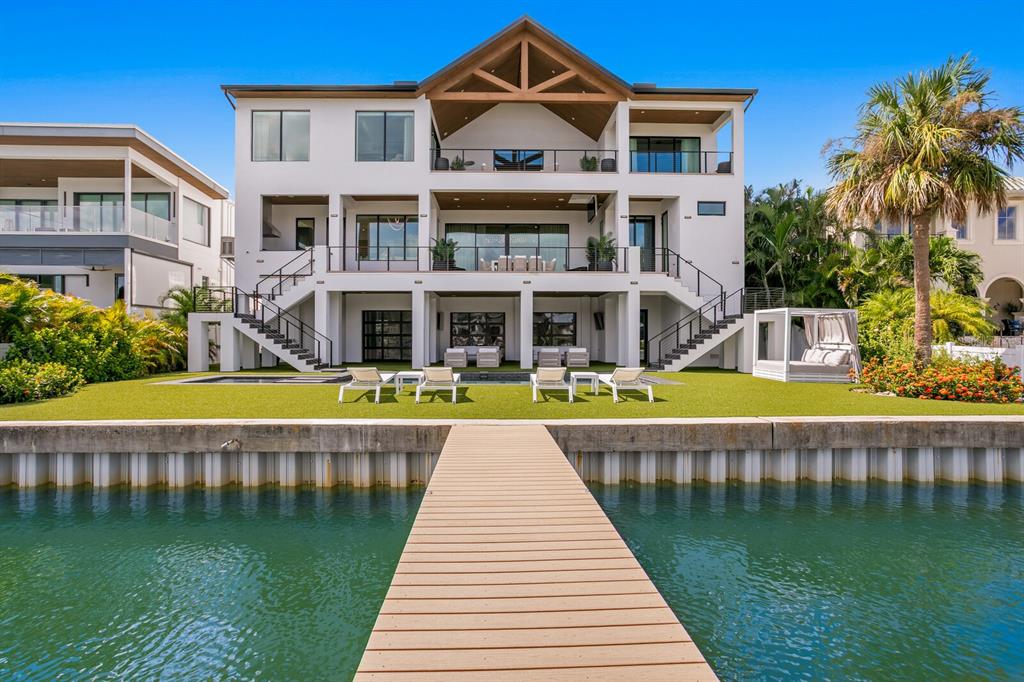 Tampa, Florida, 33629, United States, 4 Bedrooms Bedrooms, ,6 BathroomsBathrooms,Residential,For Sale,1932430