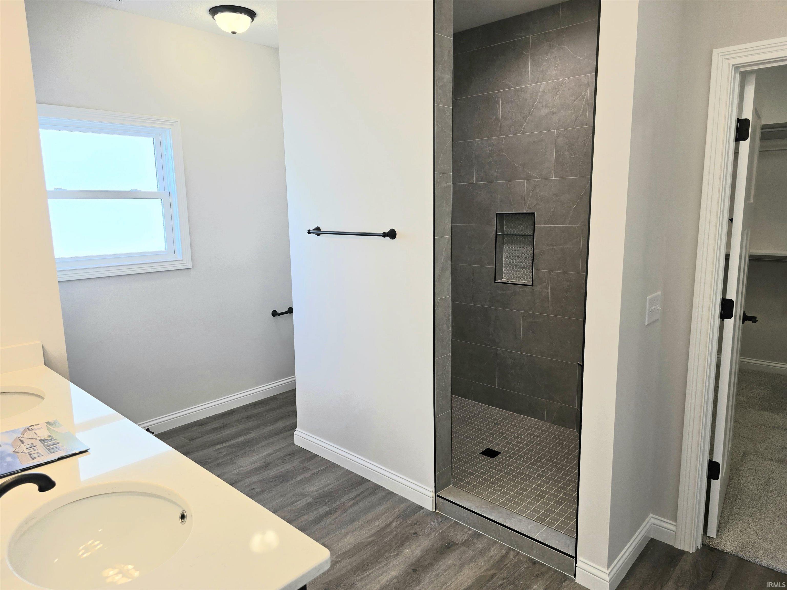 Fort Wayne, Indiana, 46818, United States, 3 Bedrooms Bedrooms, ,2 BathroomsBathrooms,Residential,For Sale,1980943