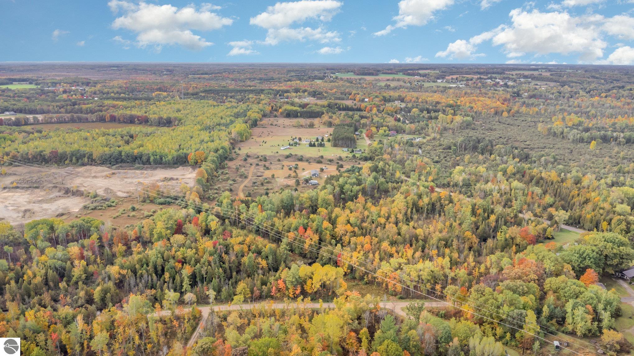 Vestaburg, Michigan, 48891, United States, 6 Bedrooms Bedrooms, ,3 BathroomsBathrooms,Residential,For Sale,1976935