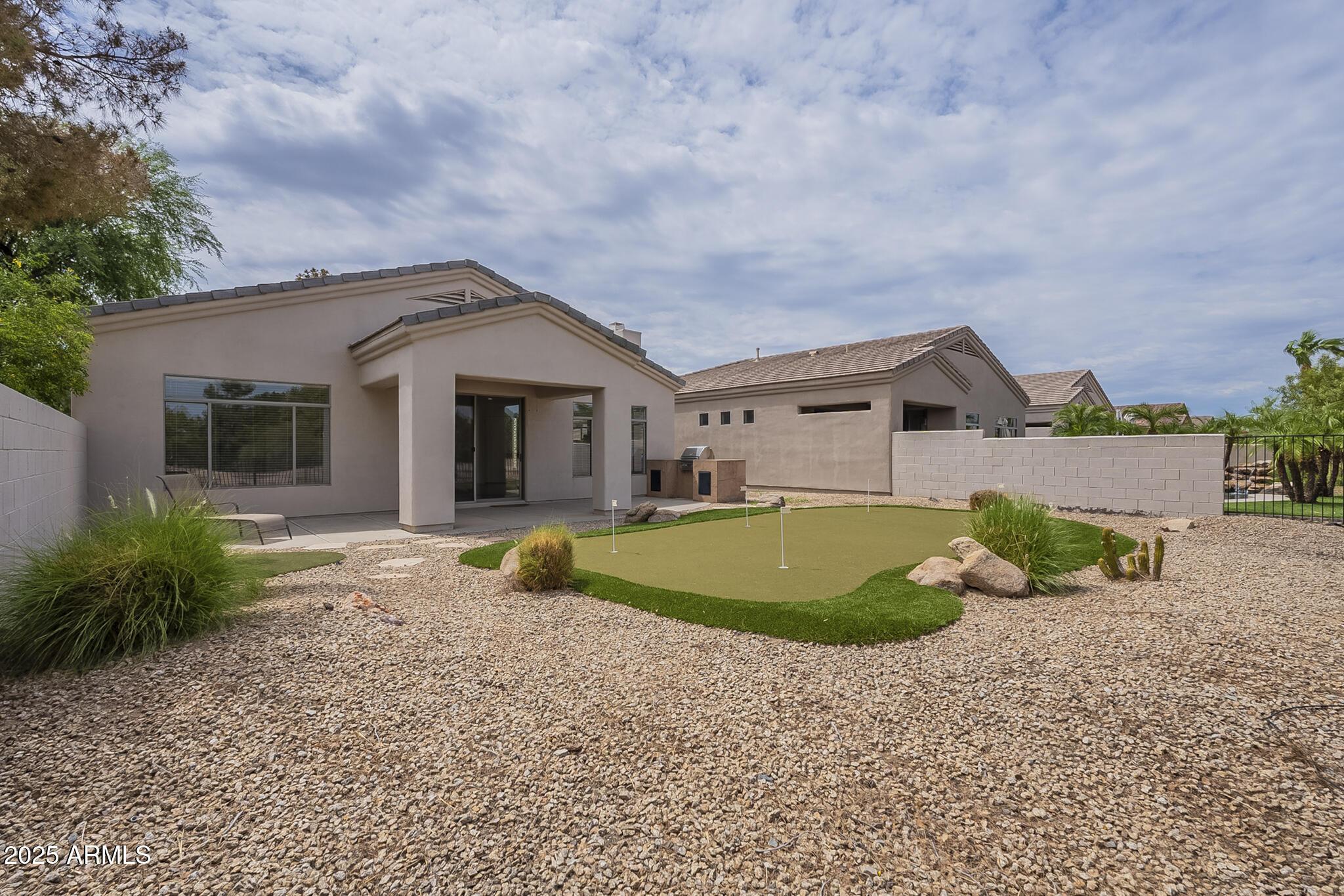 Phoenix, Arizona, 85042, United States, 3 Bedrooms Bedrooms, ,Residential,For Sale,1939131