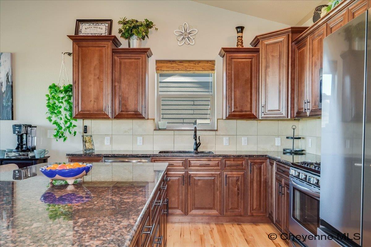 Cheyenne, Wyoming, 82009, United States, 5 Bedrooms Bedrooms, ,3 BathroomsBathrooms,Residential,For Sale,1989726