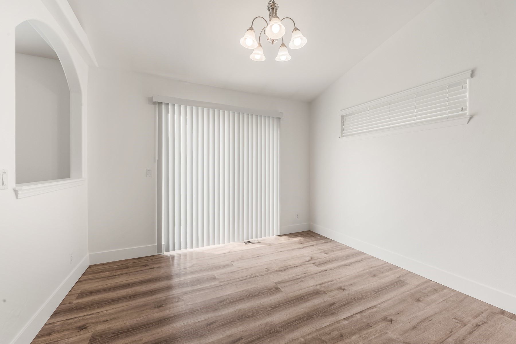  Remodeled and Affordable 3/2 in Fieldstone - 物件實景