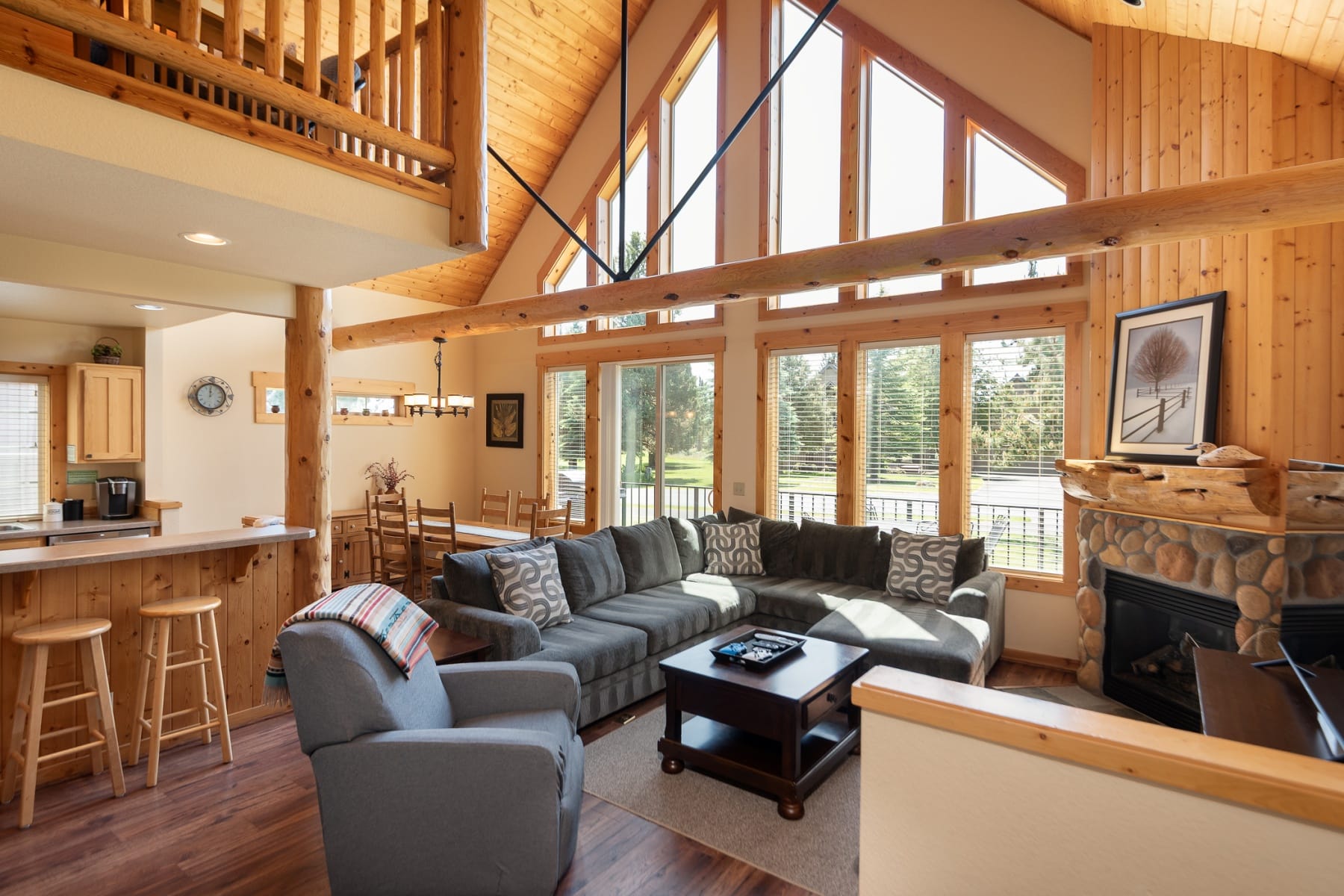  8578 Red Wing Lane Redmond, OR 97756 - 物件實景