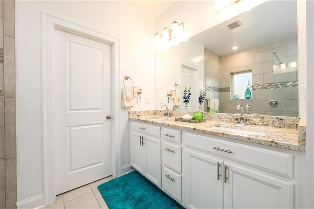 Cumming, Georgia, 30028, United States, 4 Bedrooms Bedrooms, ,3 BathroomsBathrooms,Residential,For Sale,1840509