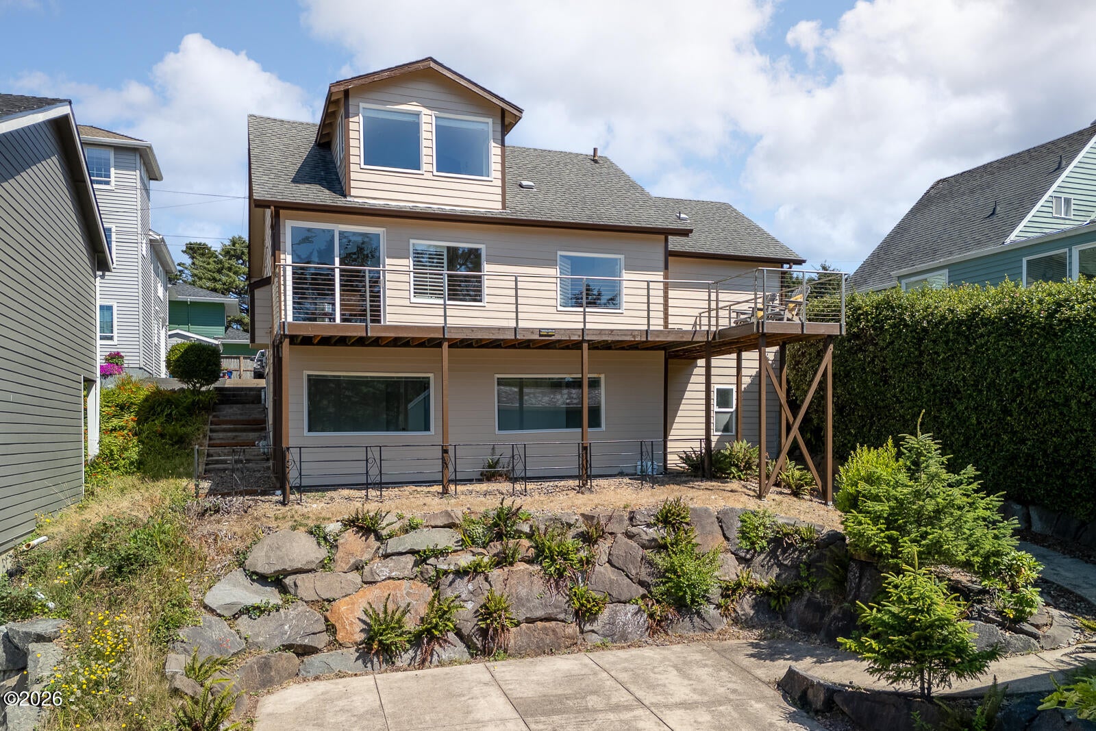 10th St, Lincoln City, OR 97367