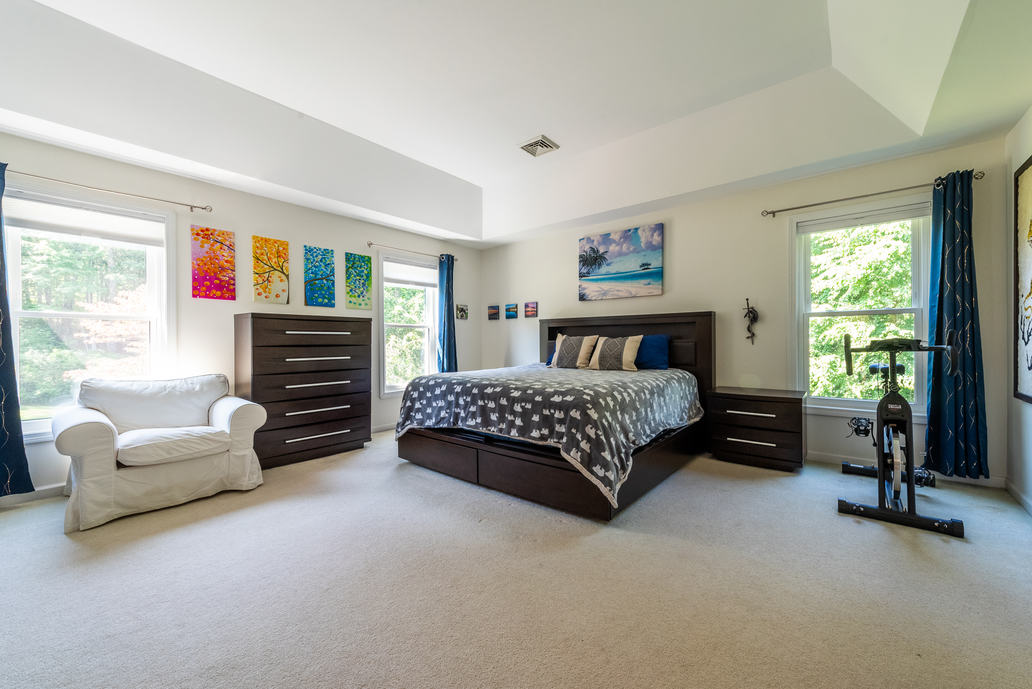  Classic Colonial Nestled on 3 Private Acres in Autumn Ridge - 物件實景