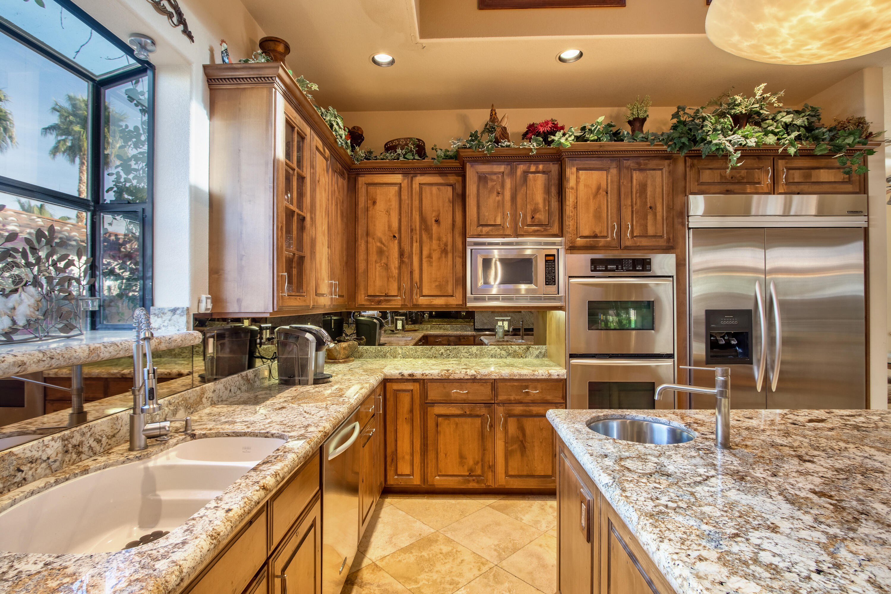 La Quinta, California, 92253, United States, 4 Bedrooms Bedrooms, ,4 BathroomsBathrooms,Residential,For Sale,1992034