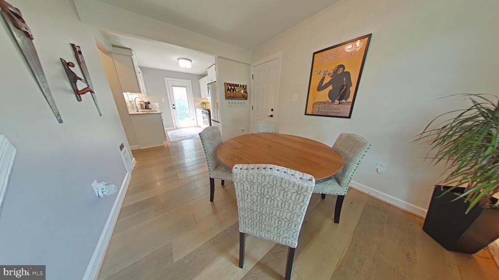 Woodbridge, Virginia, 22193, United States, 3 Bedrooms Bedrooms, ,3 BathroomsBathrooms,Residential,For Sale,1977402