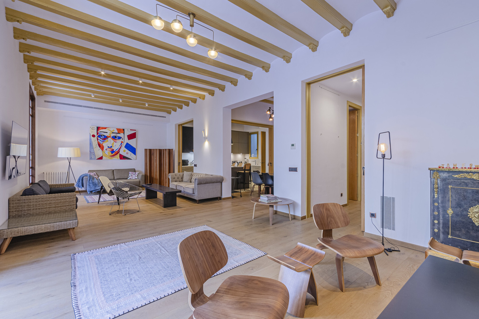  Renovated luxury house with terrace for sale in Eixample, Barcelona - 物件實景