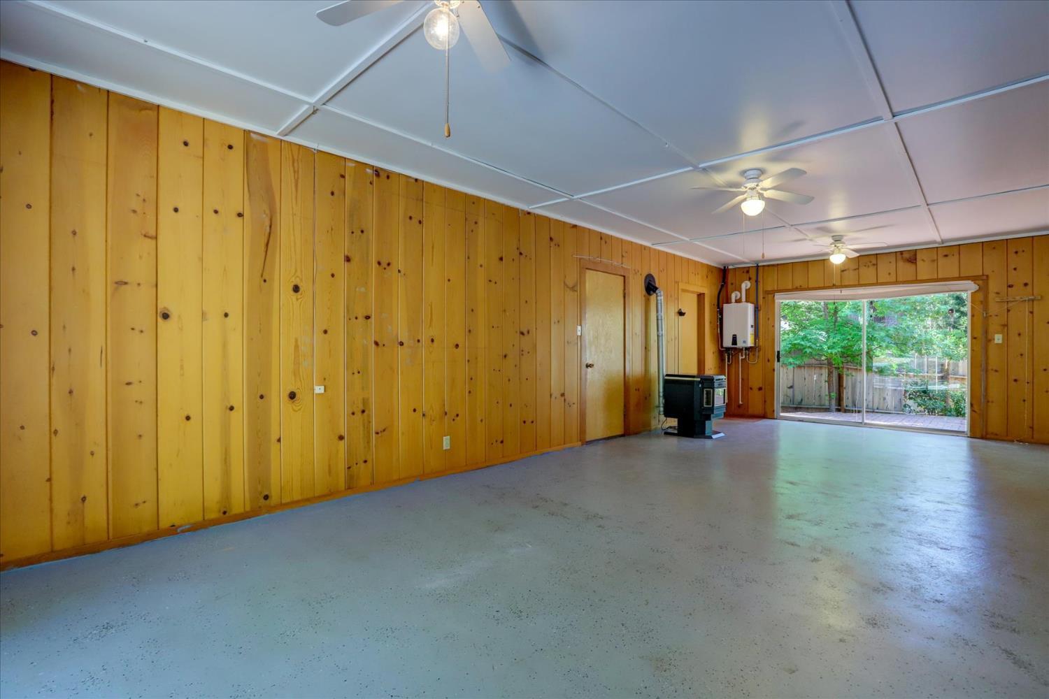 Grass Valley, California, 95945, United States, 3 Bedrooms Bedrooms, ,3 BathroomsBathrooms,Residential,For Sale,1898506