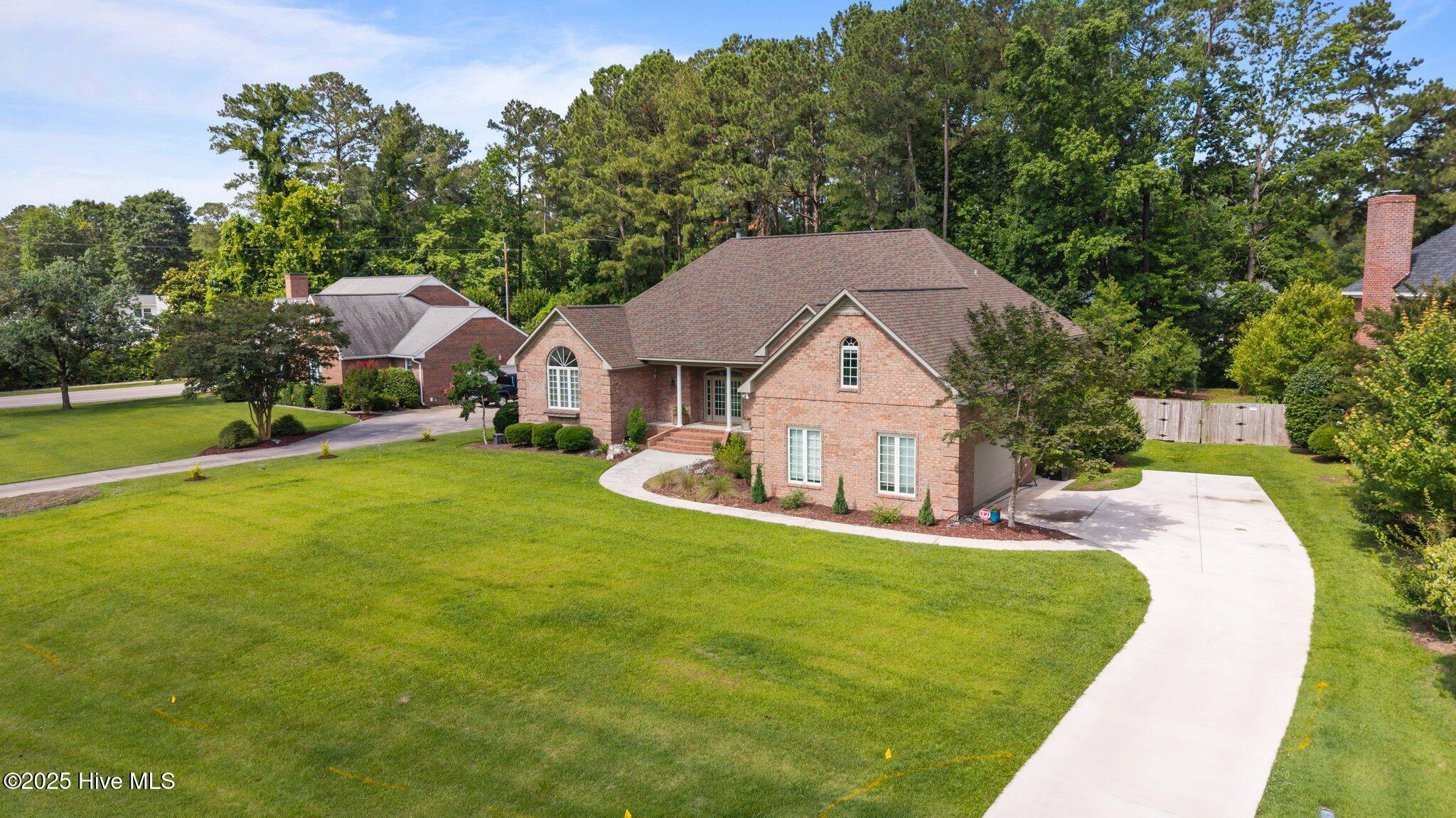 Trent Woods, North Carolina, 28562, United States, 3 Bedrooms Bedrooms, ,3 BathroomsBathrooms,Residential,For Sale,1857731