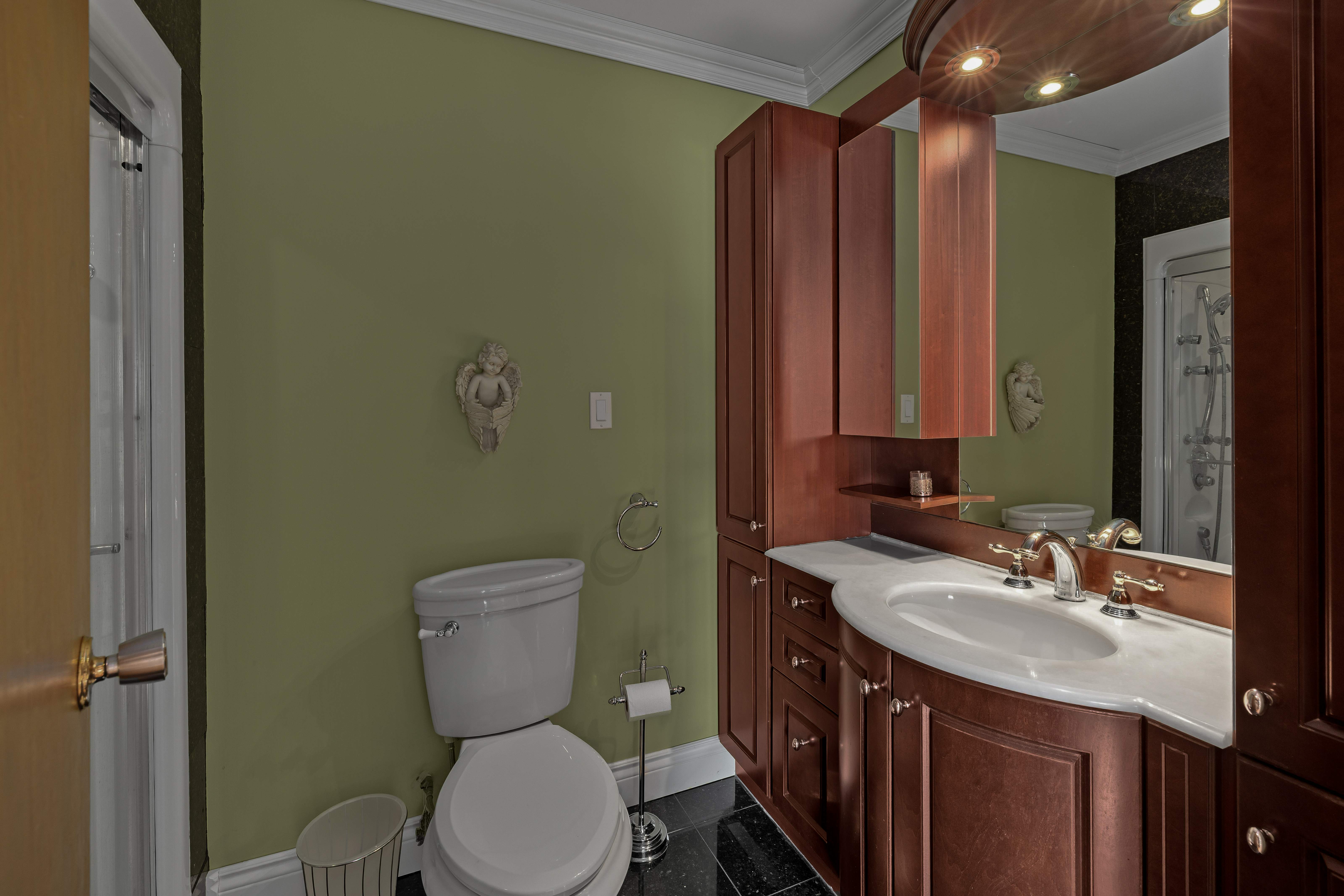 South Frontenac, Ontario, K0H 2L0, CA, 3 Bedrooms Bedrooms, ,3 BathroomsBathrooms,Residential,For Sale,1960739