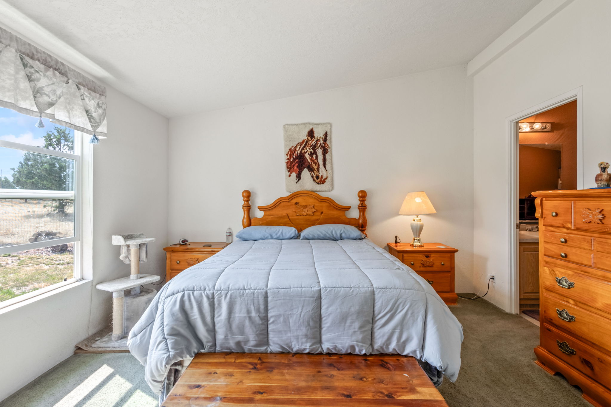 Prineville, Oregon, 97754, United States, 4 Bedrooms Bedrooms, ,2 BathroomsBathrooms,Residential,For Sale,1919985