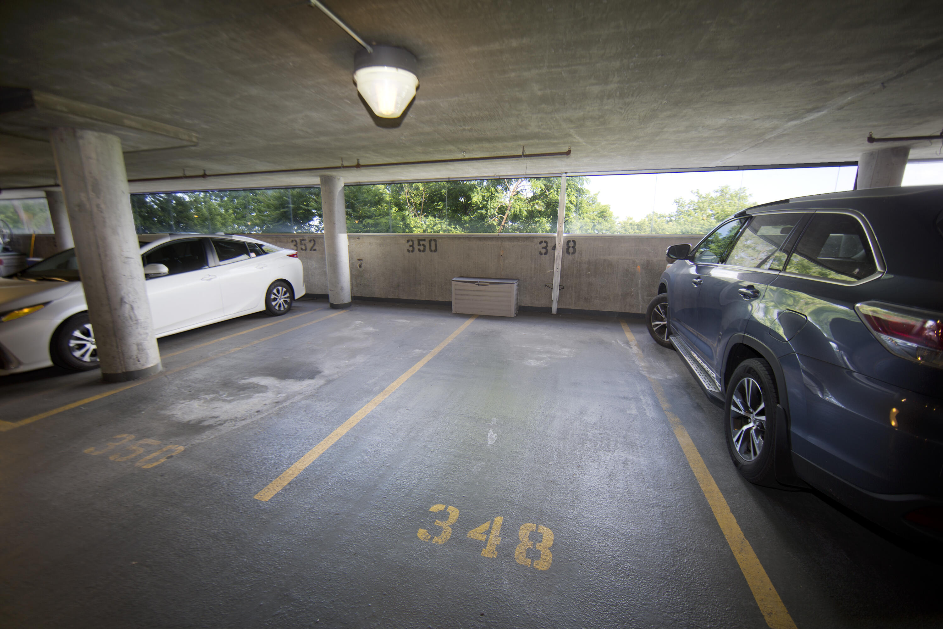 Milwaukee, Wisconsin, 53202, United States, 2 Bedrooms Bedrooms, ,3 BathroomsBathrooms,Residential,For Sale,1992022