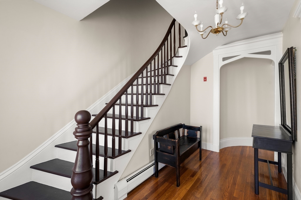 New Bedford, Massachusetts, 02740, United States, 4 Bedrooms Bedrooms, ,3 BathroomsBathrooms,Residential,For Sale,1897669