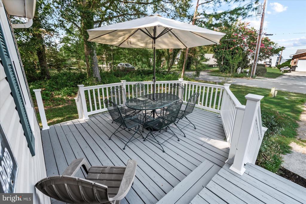 Colonial Beach, Virginia, 22443, United States, 4 Bedrooms Bedrooms, ,3 BathroomsBathrooms,Residential,For Sale,1905965