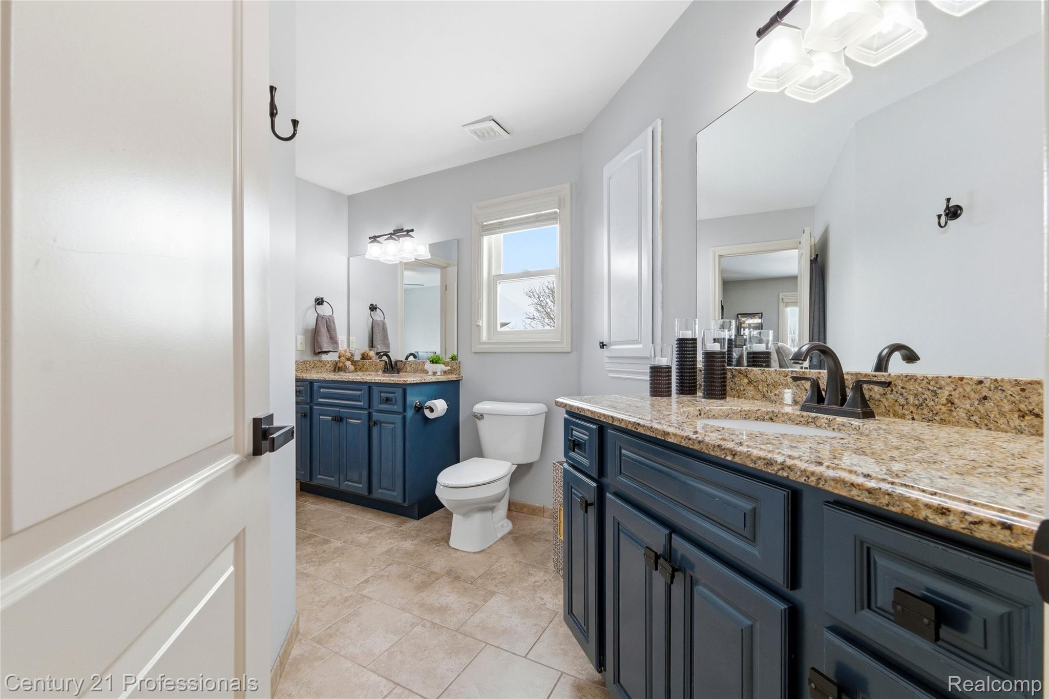 Washington, Michigan, 48094, United States, 4 Bedrooms Bedrooms, ,4 BathroomsBathrooms,Residential,For Sale,2013581
